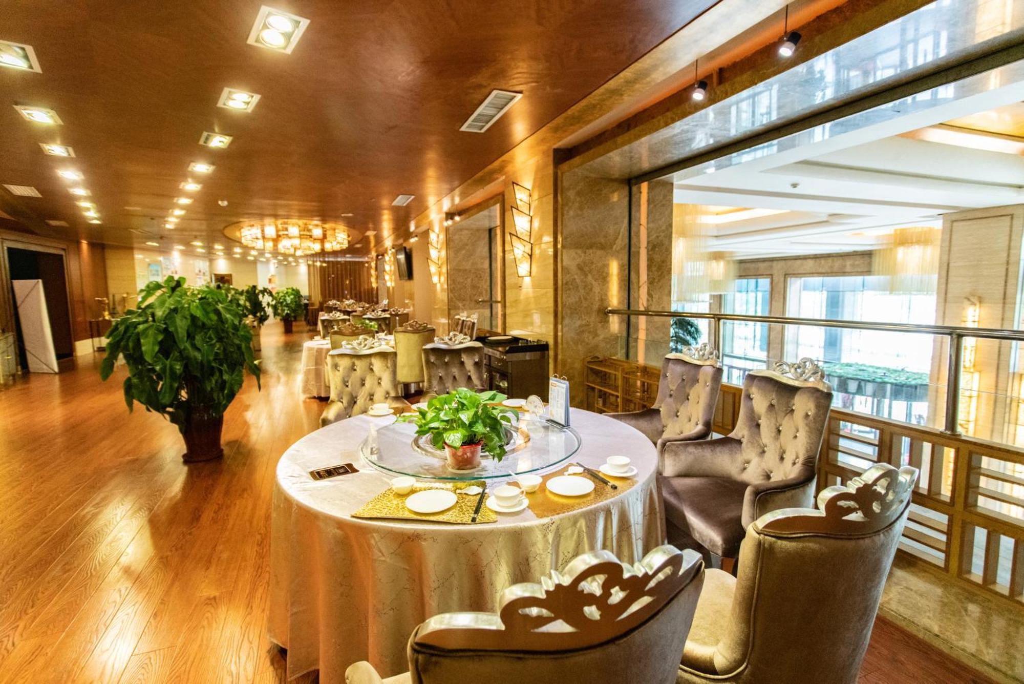 Header Baotou Hotel Exterior photo